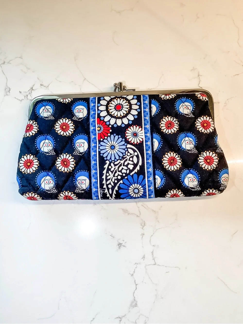 NWOT Vera Bradley Framed Kisslock Clutch in Retired Night Owl Pattern